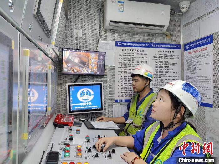 中國(guó)最大水壓、最大埋深海底隧道工程建設(shè)快速推進(jìn)