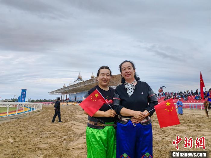 “90后”在酒泉：“摔跤吧！媽媽”