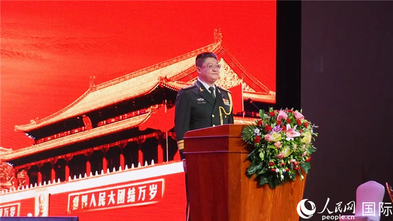 圖為中國駐老撾大使館國防武官李兵大校致辭。人民網(wǎng)記者 孫廣勇攝