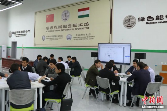 2023年4月，位于杜尚別的塔吉克斯坦魯班工坊課堂。張碩 攝