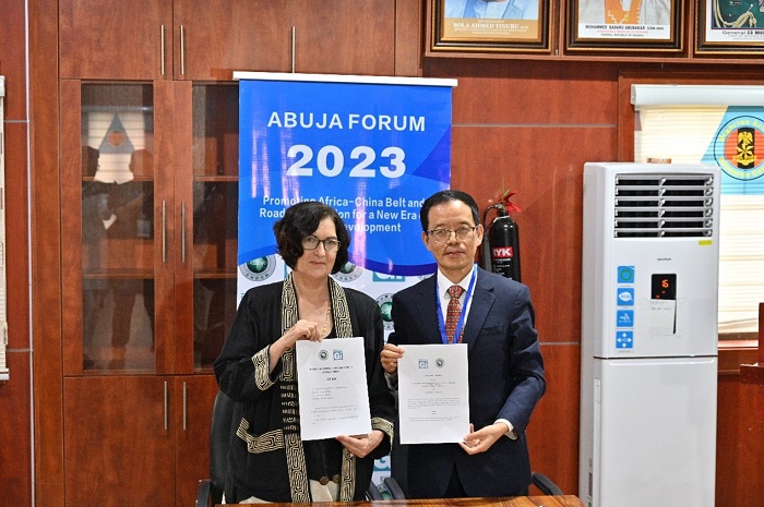 浙江師范大學(xué)非洲研究院與尼日利亞古紹研究所續(xù)簽戰(zhàn)略合作協(xié)議。浙江師范大學(xué)非洲研究院供圖