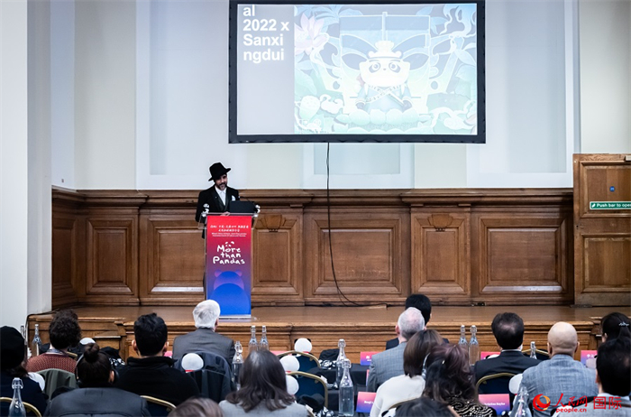 城市建筑與文化創(chuàng)意設(shè)計(jì)師卡姆·帕尼薩講述他和四川的故事。人民網(wǎng) 郭錦標(biāo)攝