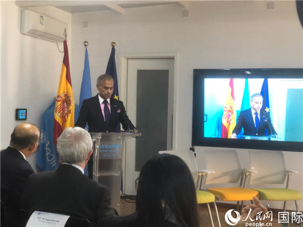 聯(lián)合國(guó)駐華協(xié)調(diào)員常啟德在研討會(huì)上致辭。 人民網(wǎng)記者 趙健攝