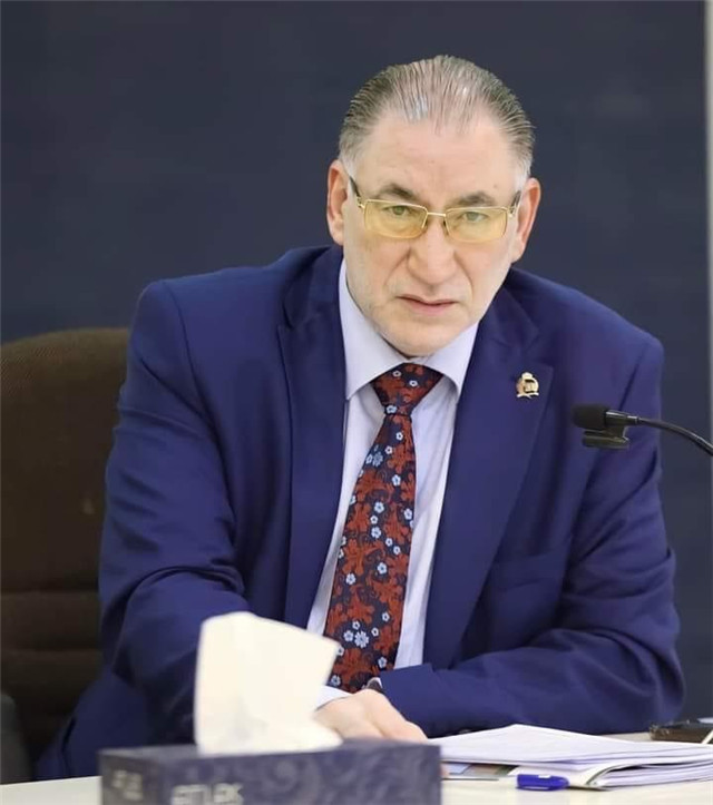 圖為約旦侯賽因·本·塔拉勒大學(xué)教授哈?！み_(dá)賈。受訪(fǎng)者供圖