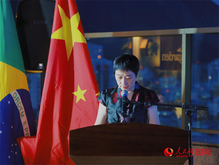 中國駐里約熱內(nèi)盧總領(lǐng)事田敏發(fā)表致辭。人民網(wǎng)記者 宋亦然攝