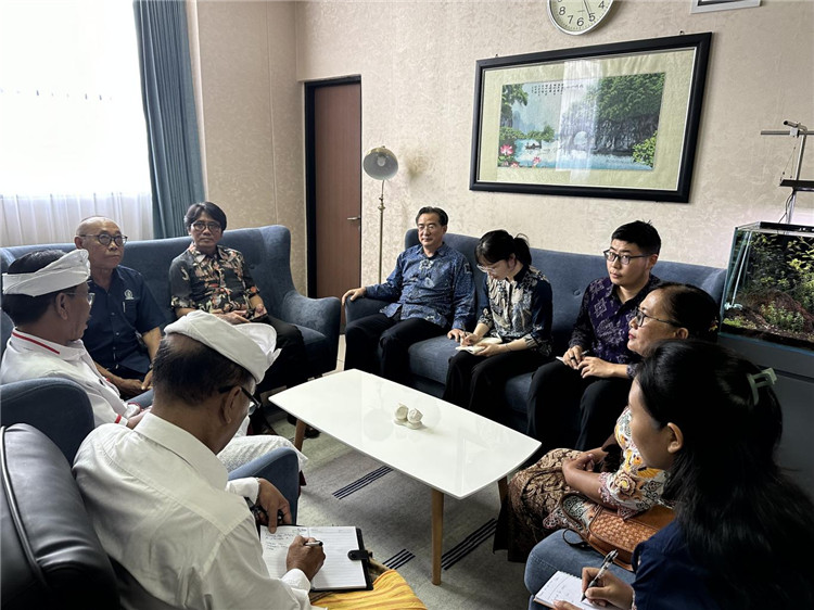 會(huì)談現(xiàn)場。巴陵康孔子學(xué)院供圖