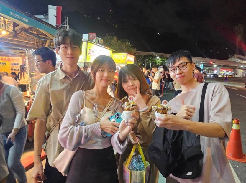 梅花糕受到臺灣年輕人的喜愛。圖片來源：臺灣“中時新聞網(wǎng)”游定剛攝