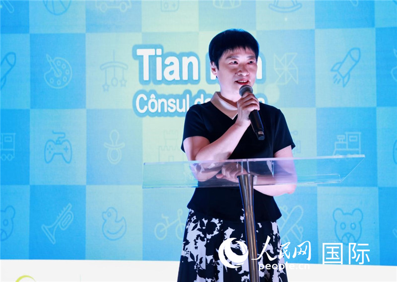 中國(guó)駐里約熱內(nèi)盧總領(lǐng)事田敏發(fā)表致辭。人民網(wǎng)記者宋亦然攝