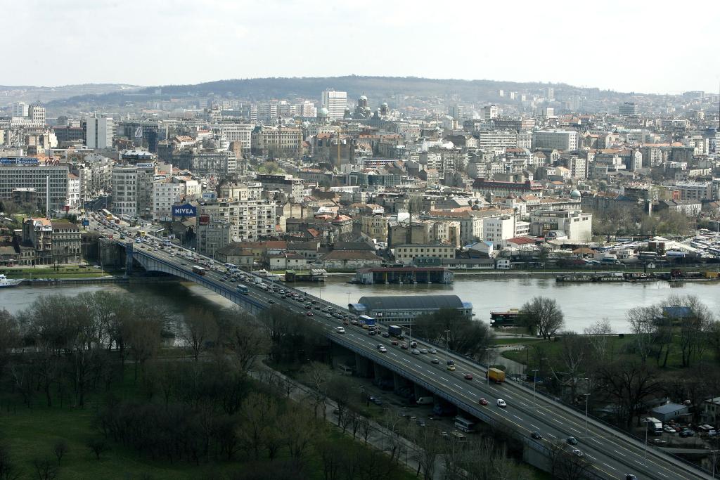 這是2015年3月30日拍攝的塞爾維亞首都貝爾格萊德老城區(qū)。貝爾格萊德是塞爾維亞的首都，坐落在薩瓦河和多瑙河的交匯處，是歐洲最古老的城市之一。新華社發(fā)（普雷德拉格·米洛薩夫列維奇攝）