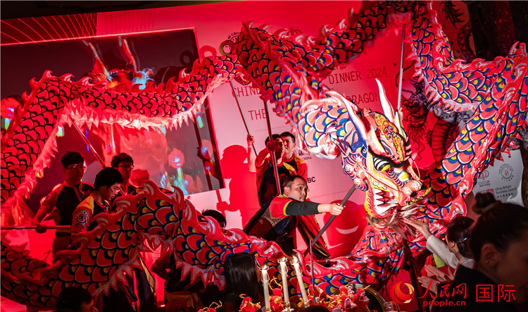 “共慶中國年 共享新機(jī)遇”破冰者新春晚宴現(xiàn)場盛況。人民網(wǎng) 郭錦標(biāo)攝