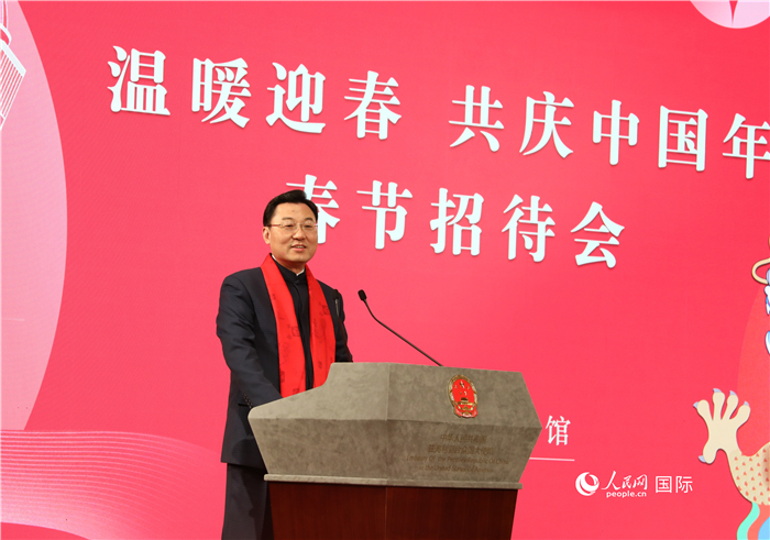 中國駐美國大使謝鋒發(fā)表致辭，向全體在美同胞致以親切問候。人民網(wǎng)記者 李志偉攝