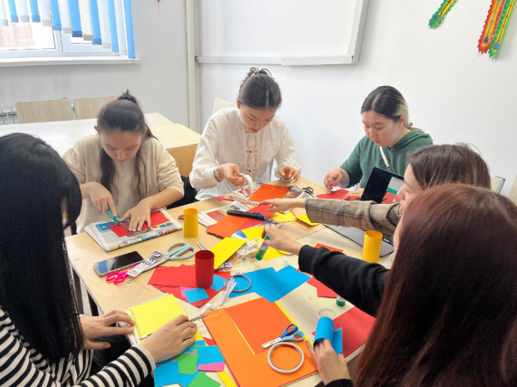 活動現(xiàn)場?？鬃訉W(xué)院供圖