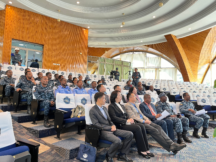 圖為埃塞俄比亞聯邦警察中文培訓班開班儀式現場。亞的斯亞貝巴大學孔子學院供圖