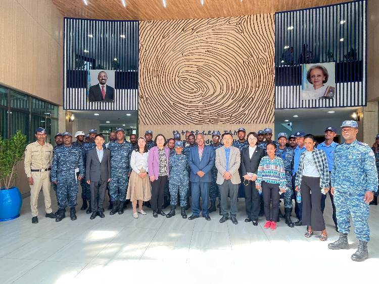 圖為埃塞俄比亞聯邦警察中文培訓班開班儀式現場。亞的斯亞貝巴大學孔子學院供圖