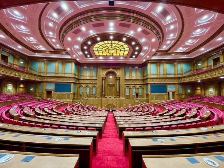 第1視點(diǎn)丨這兩座大樓，見(jiàn)證著中塔友誼