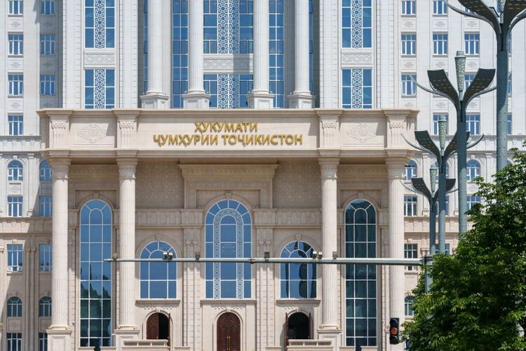 第1視點(diǎn)丨這兩座大樓，見(jiàn)證著中塔友誼