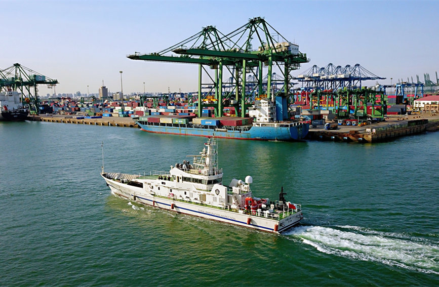 11家涉海部門聯(lián)合開展海上巡航。天津邊檢總站供圖