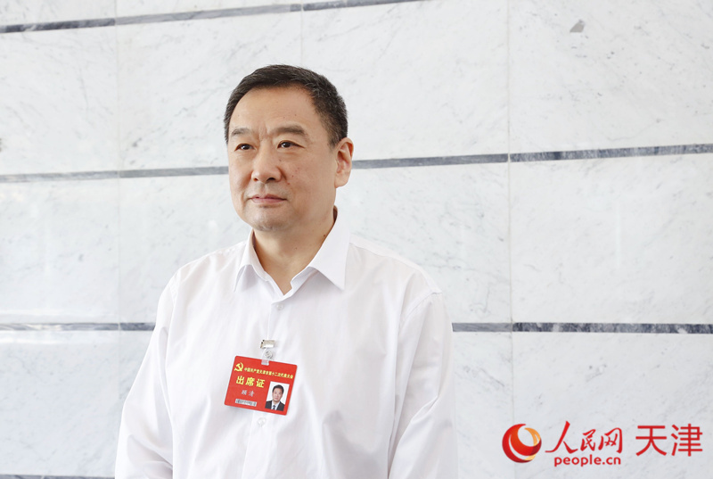 天津市第十二次黨代會(huì)代表、天津市政府副秘書(shū)長(zhǎng)、市衛(wèi)生健康委黨委副書(shū)記、主任顧清 人民網(wǎng) 孫翼飛攝
