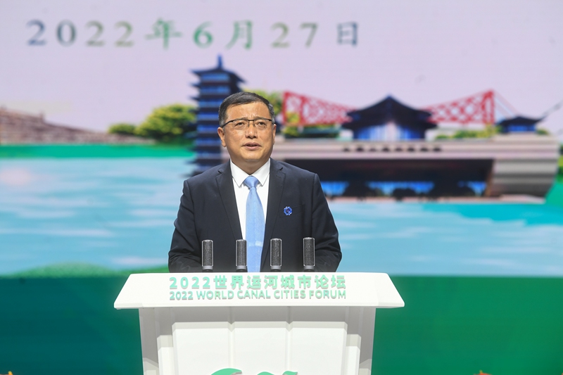 揚(yáng)州市委常委、常務(wù)副市長(zhǎng)陳鍇竑作推介發(fā)言。邵丹攝