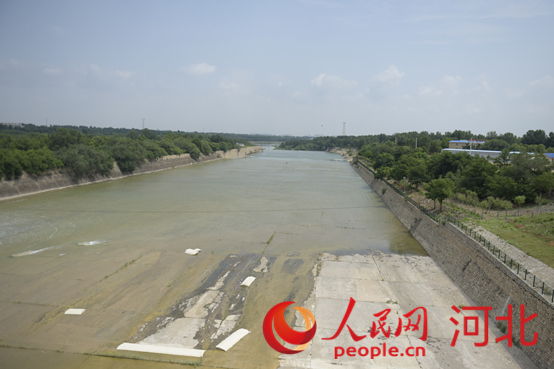 黃壁莊水庫正在按計劃預泄庫容。人民網(wǎng)祝龍超攝