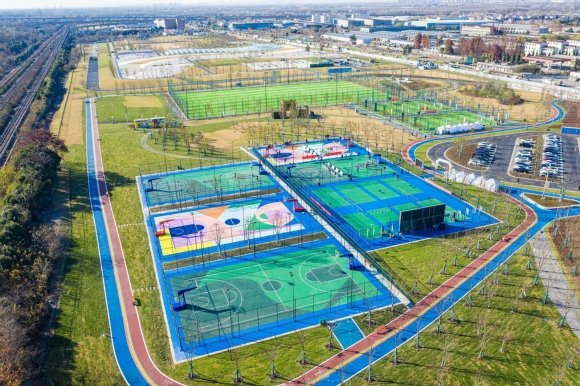 南京北站樞紐經(jīng)濟區(qū)環(huán)境整治項目一期。江北新區(qū)樞紐供圖