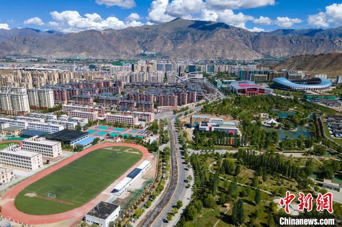 圖為西藏拉薩柳梧新區(qū)?！〗w波 攝