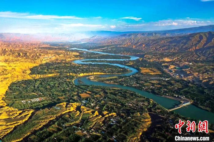 黃河發(fā)源省青?！皟善磷o水”葆源頭活水豐沛純凈