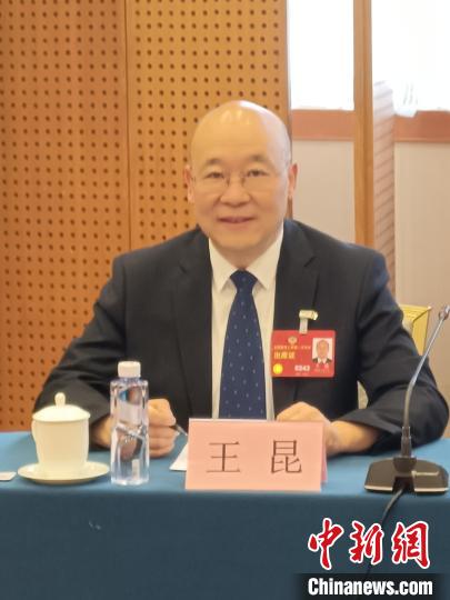 圖為全國政協(xié)委員，農(nóng)工黨青海省委會主委王昆?！∈茉L者供圖