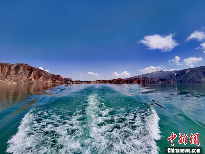 黃河源頭青海實(shí)施水土流失綜合治理、強(qiáng)化水域岸線管理