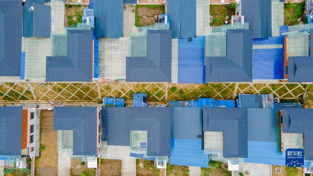 西藏林芝：易地搬遷，迎來幸福新生活