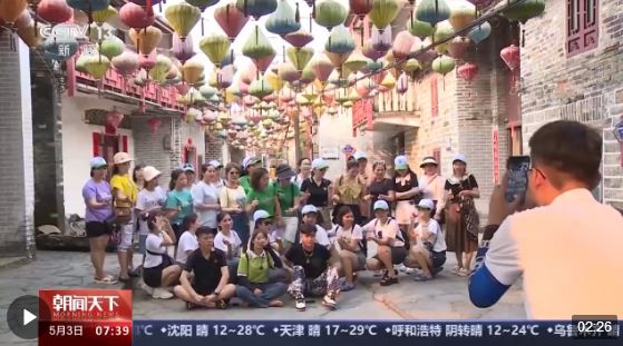 從特色小城到世界級商圈 這個(gè)“五一”很有“國際范”！