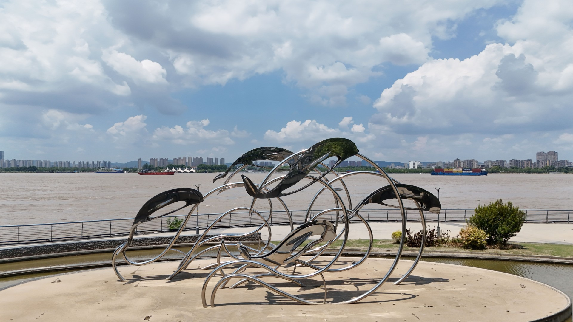 文化中國行 長江之歌丨微笑的江豚，從四千年前“游”來