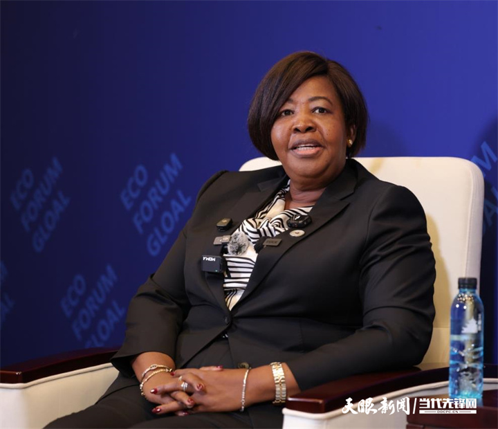 莫桑比克加扎省省長 瓊戈.jpg