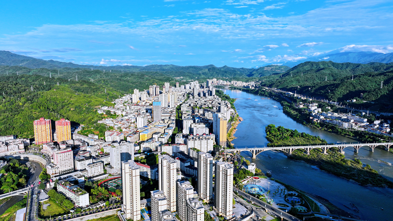 石泉縣入選全國美麗鄉(xiāng)村先行區(qū)。石泉縣委宣傳部供圖