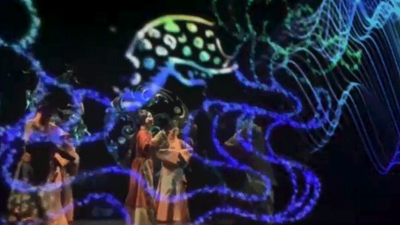 馬王堆復(fù)原動態(tài)展《一念·辛追夢》以多媒體視覺影像，為觀眾提供沉浸式視聽感受。