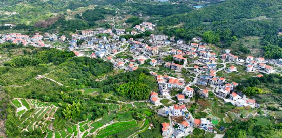 軍營(yíng)村俯瞰。人民網(wǎng)記者 陳博 攝