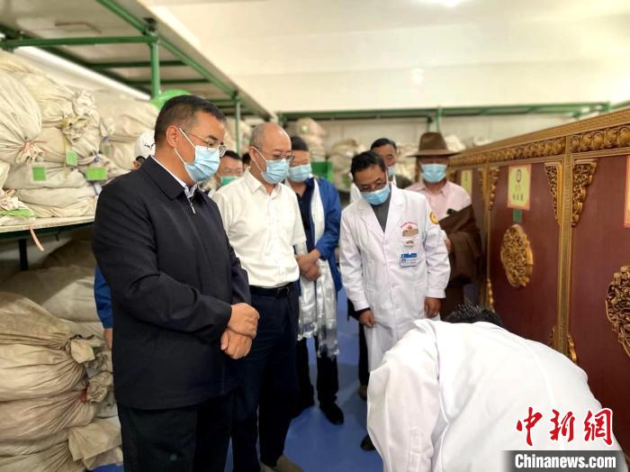 青海：“花式”取經(jīng)，傳承應(yīng)用多項中藏醫(yī)適宜技術(shù)