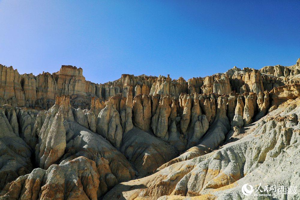 札達(dá)土林。人民網(wǎng) 李海霞攝