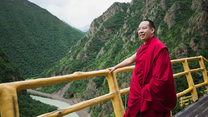 盼產(chǎn)業(yè)興旺，閱秀美風光，十一世班禪心系家鄉(xiāng)父老