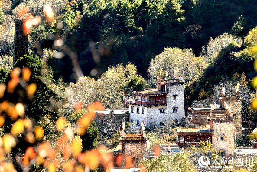 丹巴美景。李永安攝