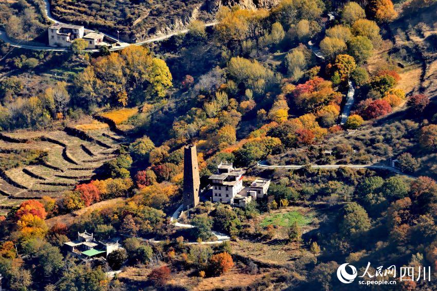 丹巴美景。李永安攝