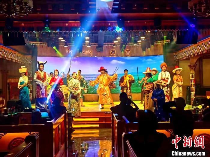 青海玉樹小伙創(chuàng)業(yè)記:感恩之心讓“帳篷”餐館變?nèi)宋摹按蚩c”