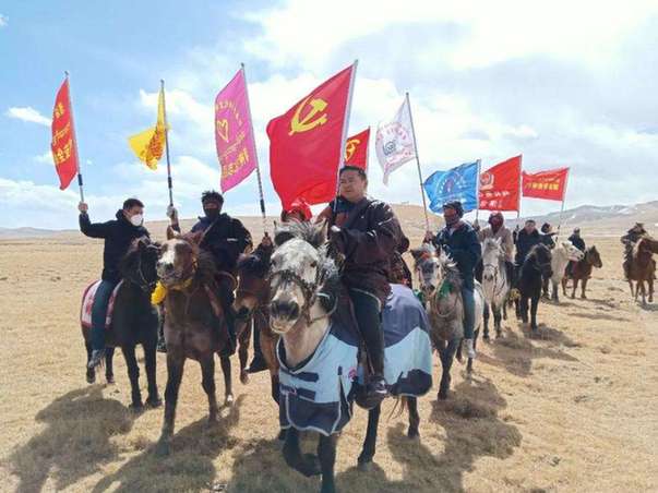 青?，斍撸厚R背宣講隊助推“1號”文件入腦走心