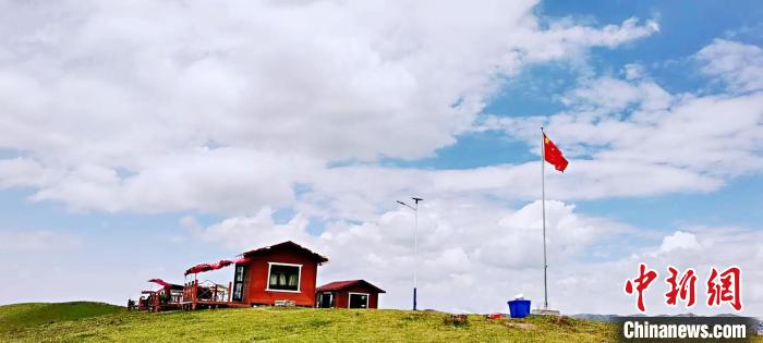 圖為地處同仁市加吾鄉(xiāng)東維村的農(nóng)家樂(lè)。　劉秀娟 攝