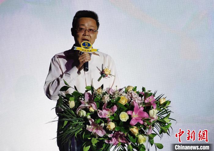 青海省首部生態(tài)紀(jì)錄電影《青?!の覀兊膰?guó)家公園》在西寧首映