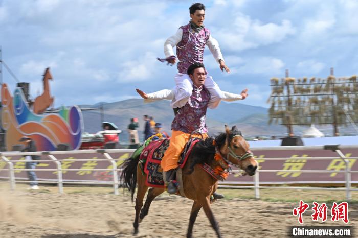 2024年迪慶·香格里拉賽馬會開幕
