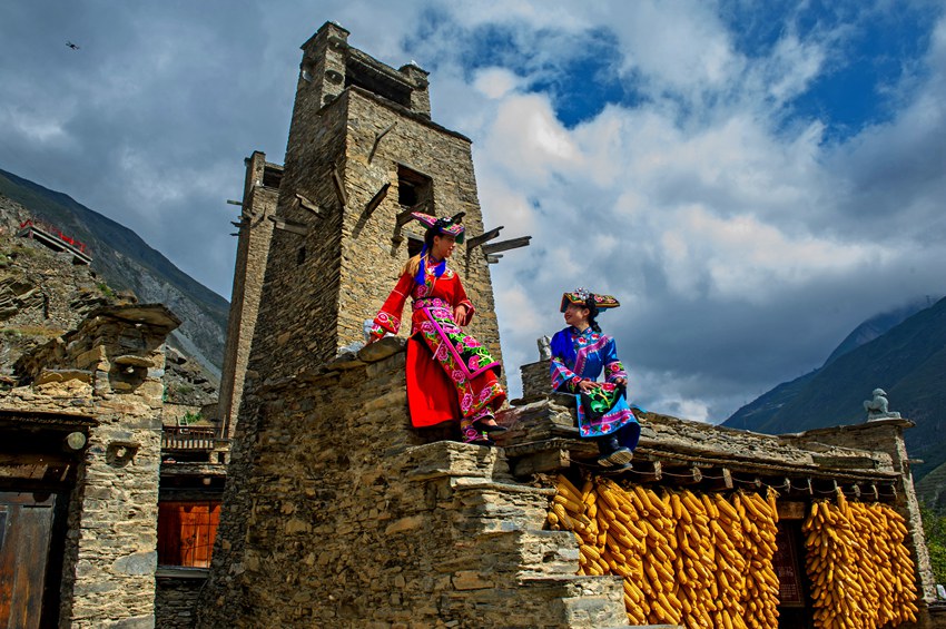 四川省阿壩州理縣桃坪村。四川省文旅廳供圖