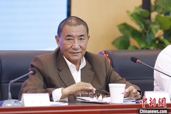 5月19日，由中國人權(quán)研究會、中國西藏文化保護與發(fā)展協(xié)會、中國藏學(xué)研究中心主辦的“紀(jì)念西藏和平解放70周年國際學(xué)術(shù)研討會”在北京舉行。西藏自治區(qū)政協(xié)副主席珠康·土登克珠指出，長期以來，西方敵對勢力和達賴集團完全不顧事實真相，誣蔑造謠西藏“缺乏宗教信仰自由”。事實上，在西藏，寺院受到有效保護，廣大信教群眾的宗教信仰得到尊重，僧侶的宗教活動有序進行，宗教信仰自由政策在西藏得到全面、正確的貫徹執(zhí)行。　 <a target='_blank' ></p><p  align=