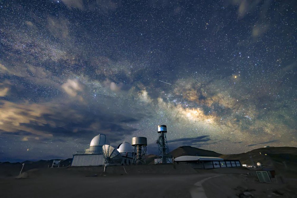 絕美暗夜星空。貢覺群培攝