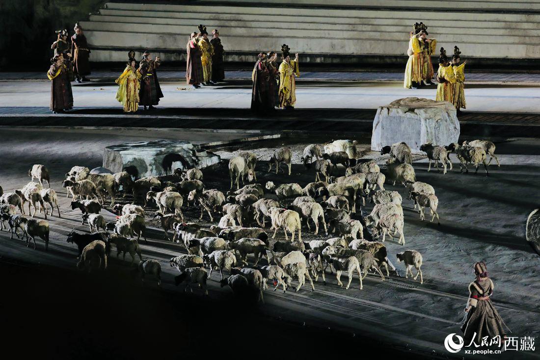 試演現(xiàn)場。人民網(wǎng)次仁羅布攝